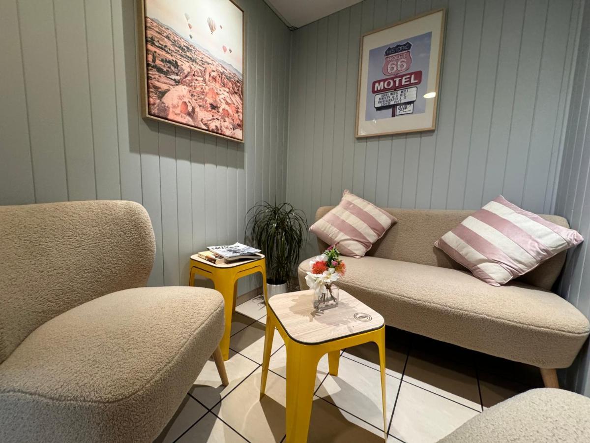 Le 2 By Hotel Akena - Nantes Beaujoire, Porte De Sainte Luce Eksteriør bilde